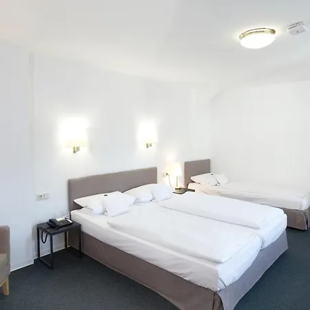 Klingelhoeffer 3* Альсфельд